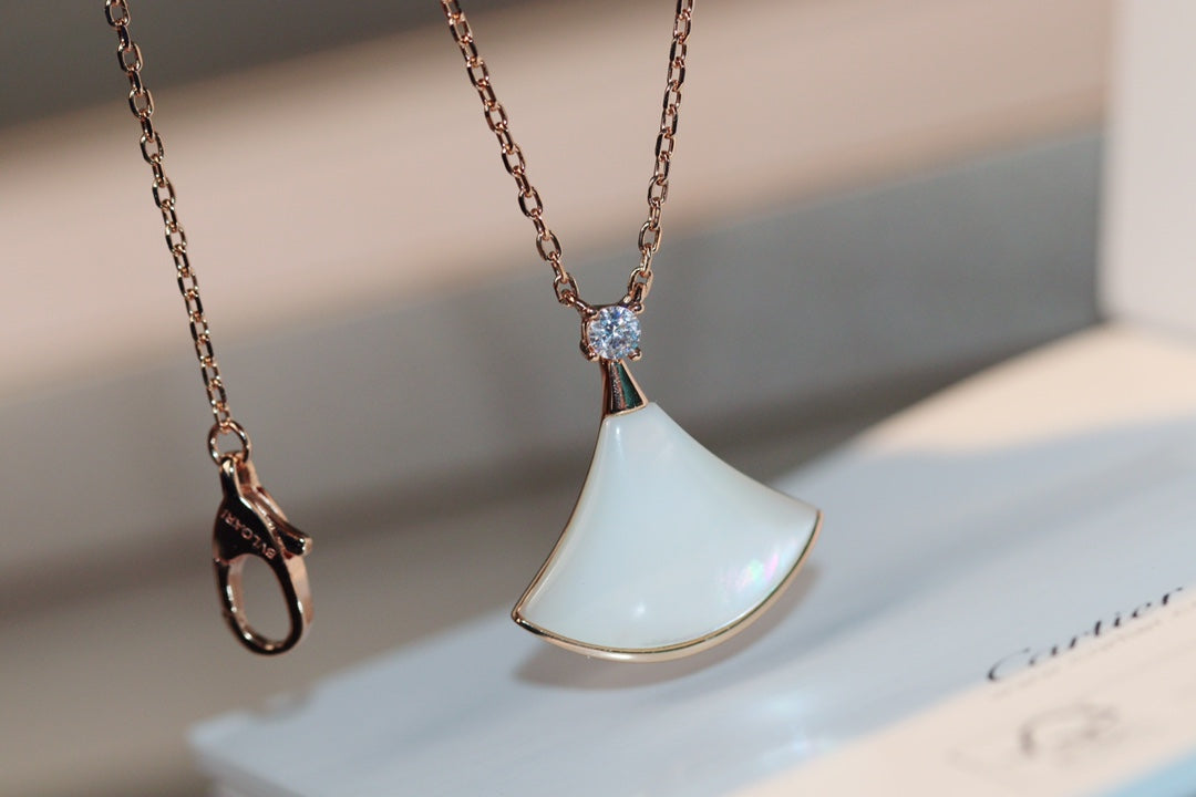 [AuraEcho]DREAM NECKLACE WHITE MOP PINK GOLD 1 DIAMOND