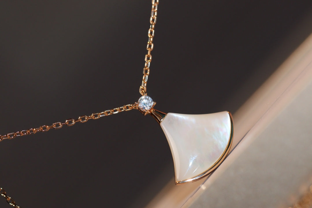 [AuraEcho]DREAM NECKLACE WHITE MOP PINK GOLD 1 DIAMOND