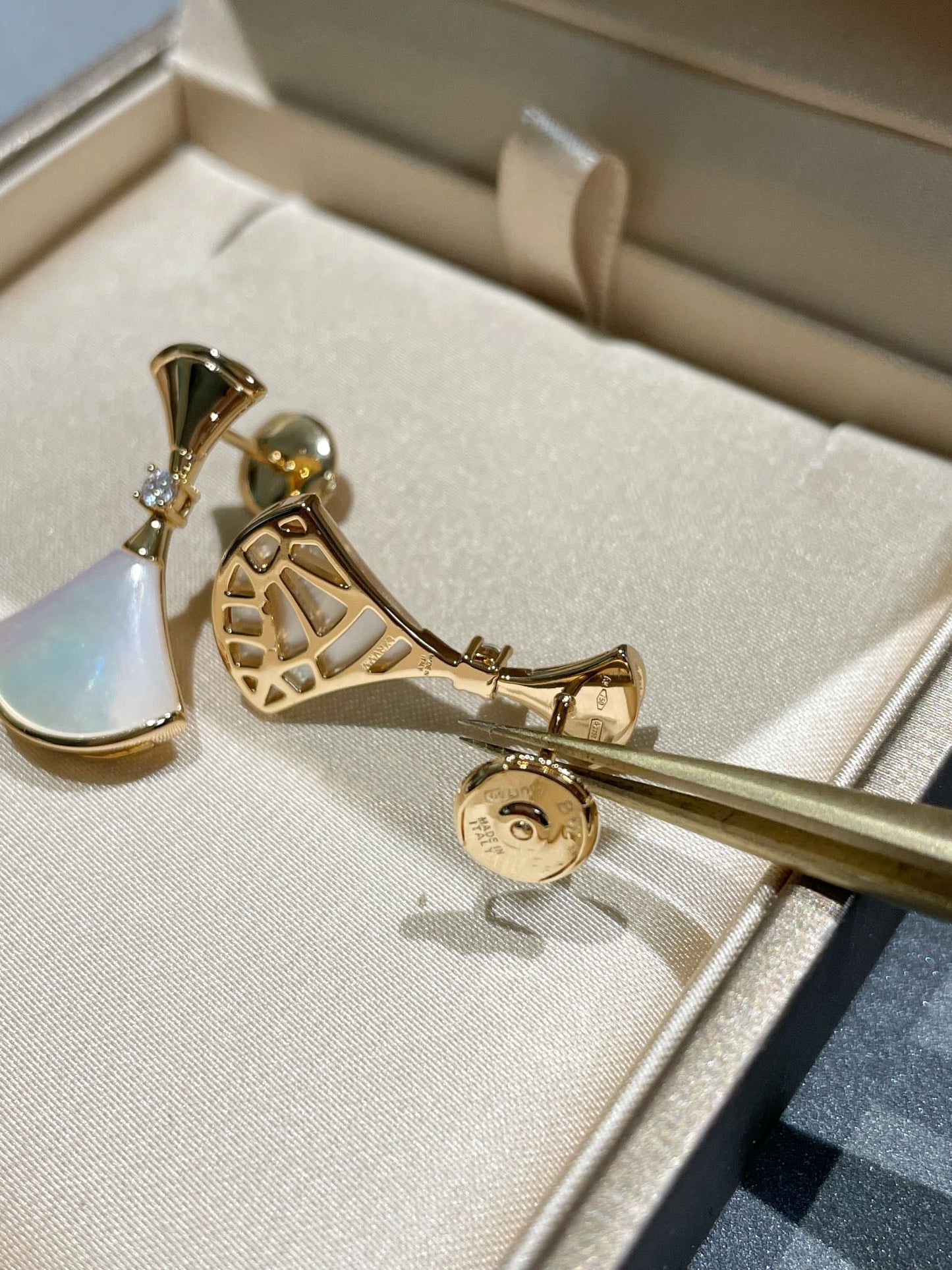 [AuraEcho]DREAM MOP 1 DIAMOND EARRINGS