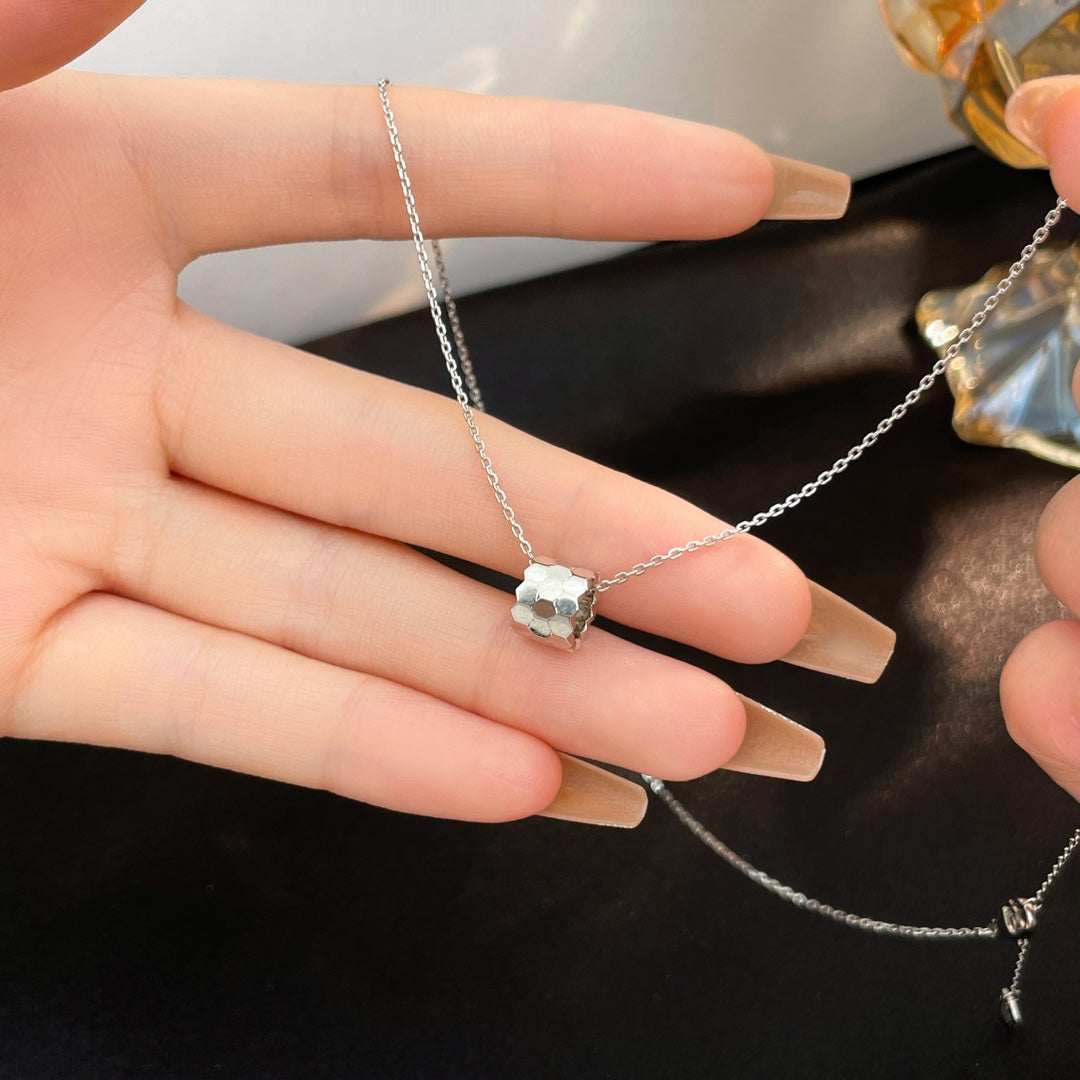 [AuraEcho]BEE MINI NECKLACE