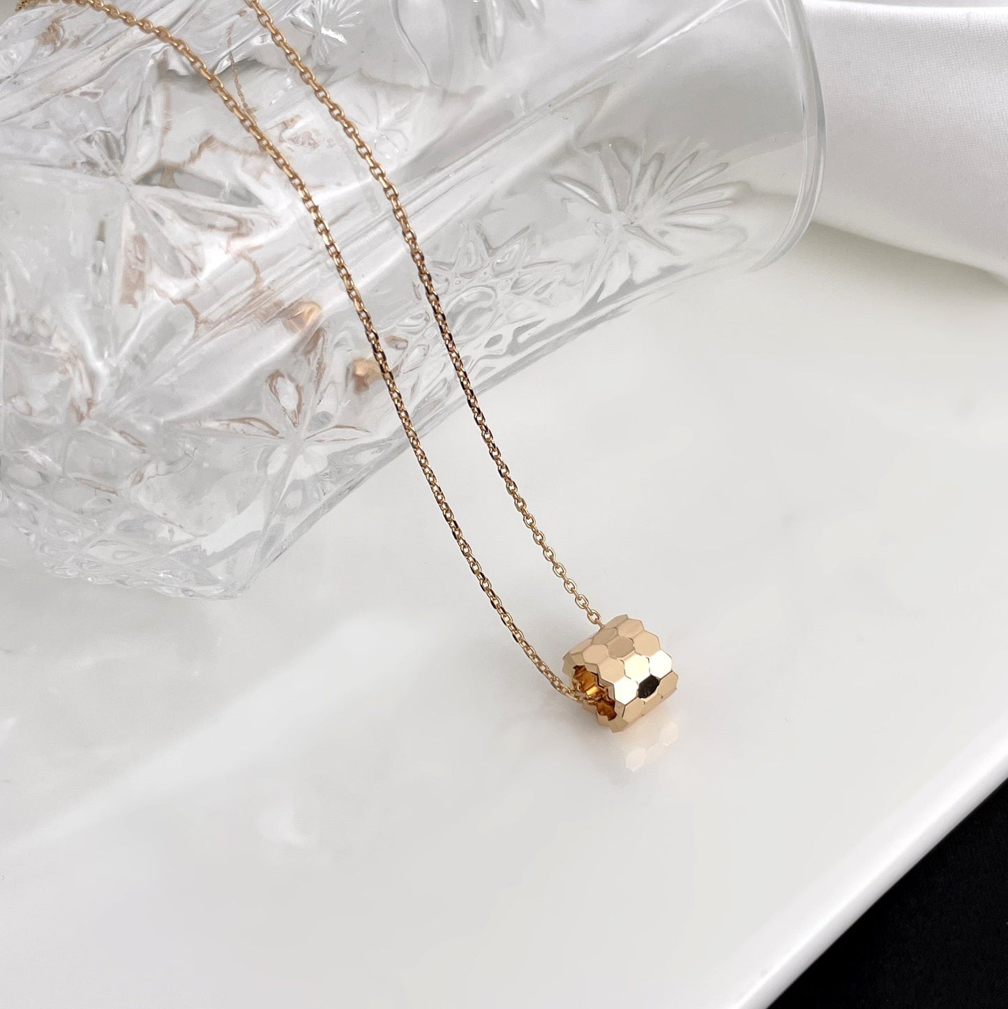[AuraEcho]BEE MINI NECKLACE
