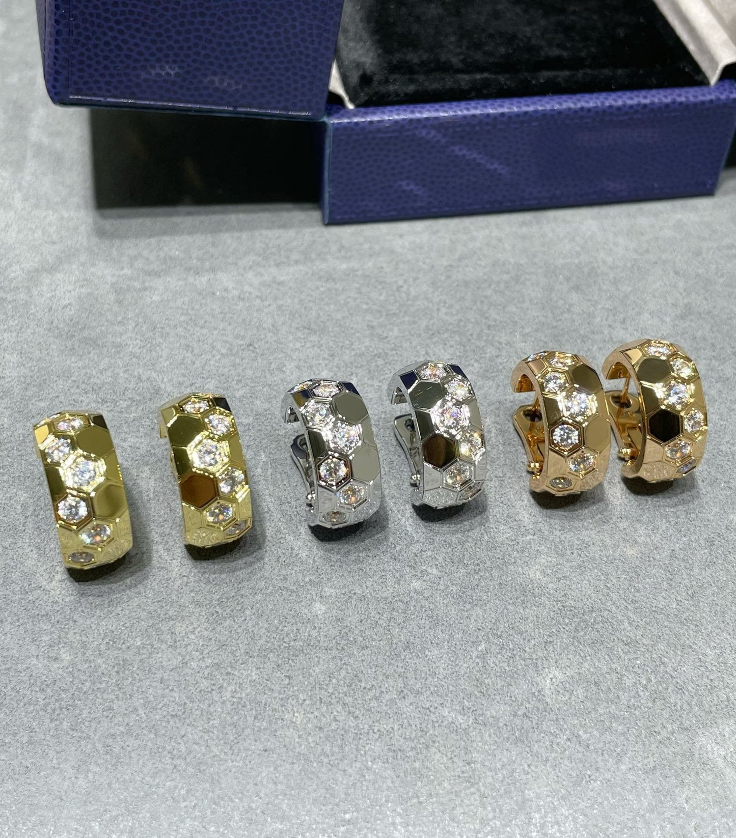 [AuraEcho]BEE LOVE DIAMOND HOOP EARRINGS